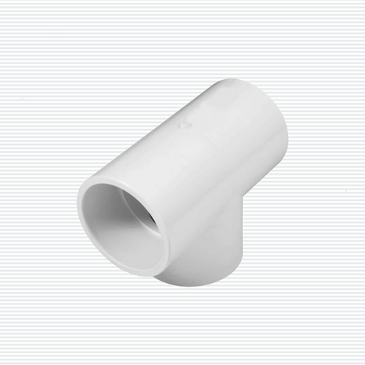 TEE CEMENTAR DE PVC SANITARIO:Instalación higiénica con conectores duraderos - Tee cementar de PVC sanitario en fondo blanco.