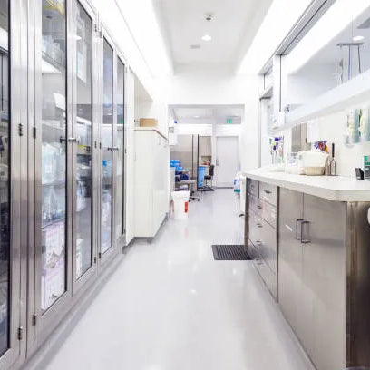Cadena de frío y sistemas HVAC afectada por válvula defectuosa en almacenamiento de medicamentos 
